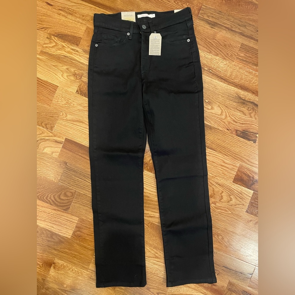Levi’s classic straight black jeans - Size 27 - Tags on, never worn